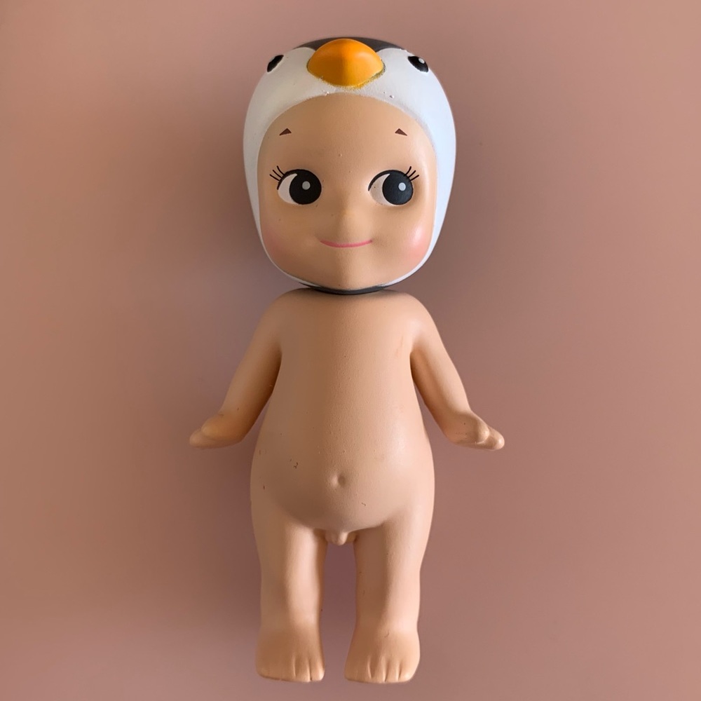 penguin sonny angel